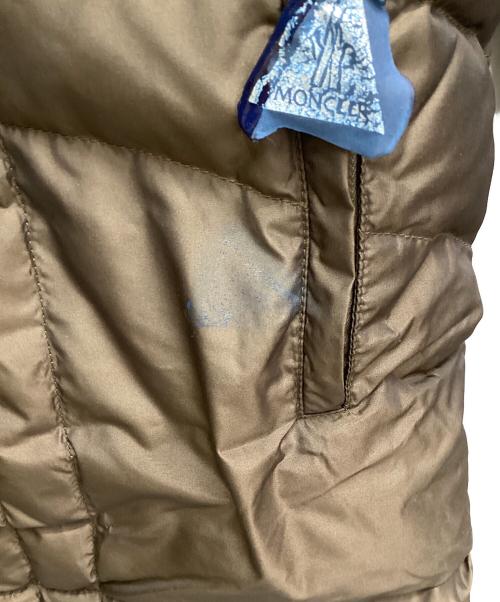 MONCLER（モンクレール）MONCLER (モンクレール) ダウンコート ブラウン サイズ:表記なしの古着・服飾アイテム