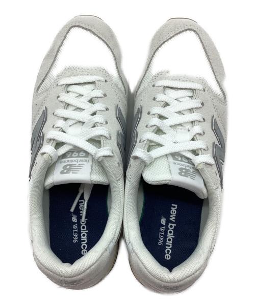 NEW BALANCE（ニューバランス）NEW BALANCE (ニューバランス) スニーカー ホワイト サイズ:24の古着・服飾アイテム
