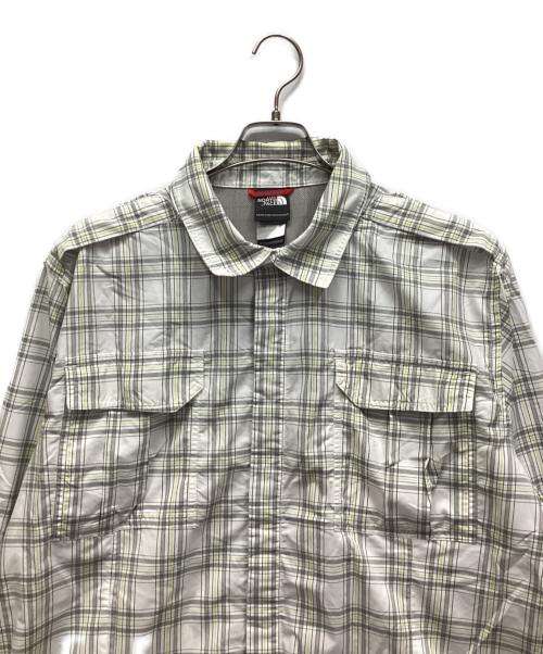 THE NORTH FACE（ザ ノース フェイス）THE NORTH FACE (ザ ノース フェイス) シャツ ホワイト サイズ:XLの古着・服飾アイテム