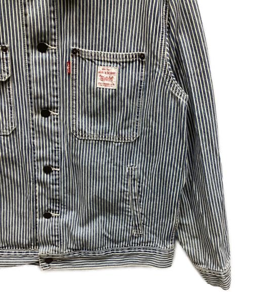 LEVI'S（リーバイス）LEVI'S (リーバイス) デニムジャケット ホワイト×ブルー サイズ:Mの古着・服飾アイテム
