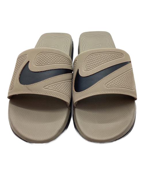 NIKE（ナイキ）NIKE (ナイキ) サンダル ベージュ サイズ:27の古着・服飾アイテム