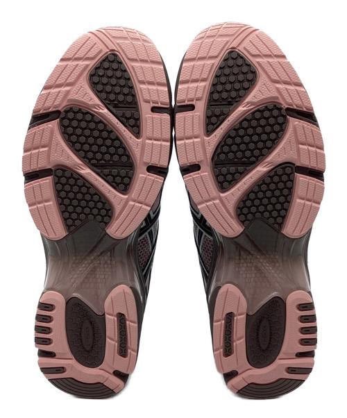 asics（アシックス）asics (アシックス) スニーカー ピンク×ブラウン サイズ:29の古着・服飾アイテム