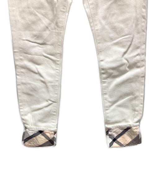 BLUE LABEL CRESTBRIDGE（ブルーレーベルクレストブリッジ）BLUE LABEL CRESTBRIDGE (ブルーレーベルクレストブリッジ) パンツ ホワイト サイズ:XSの古着・服飾アイテム