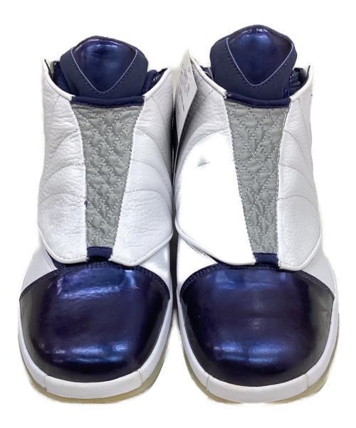 NIKE（ナイキ）NIKE (ナイキ) スニーカー ホワイト×ネイビー サイズ:25.5の古着・服飾アイテム