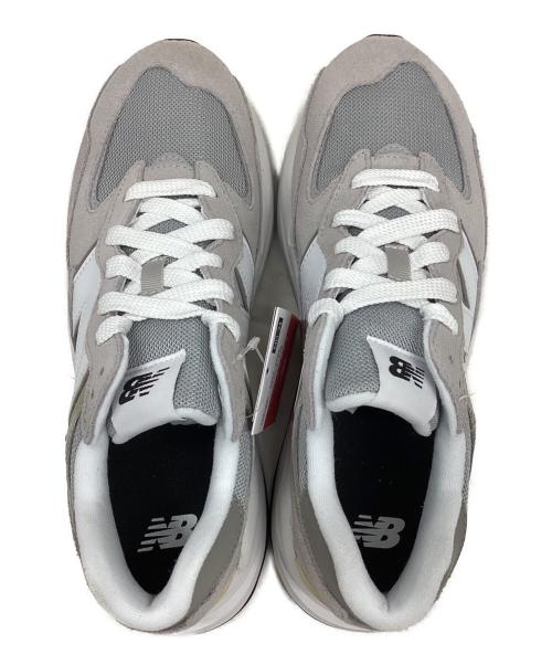 NEW BALANCE（ニューバランス）NEW BALANCE (ニューバランス) スニーカー ライトグレー サイズ:28の古着・服飾アイテム