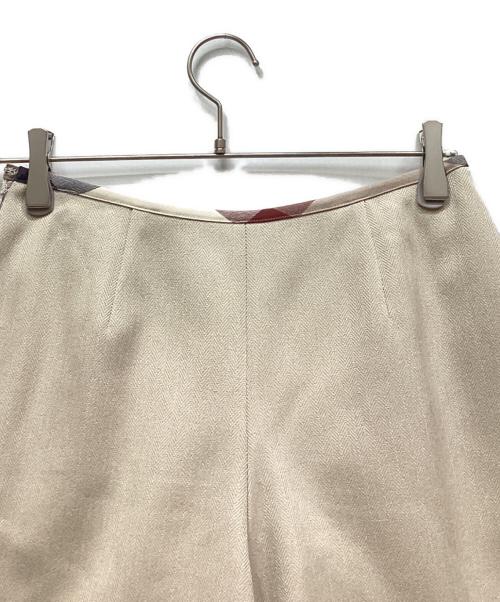 BLUE LABEL CRESTBRIDGE（ブルーレーベルクレストブリッジ）BLUE LABEL CRESTBRIDGE (ブルーレーベルクレストブリッジ) ハーフパンツ ベージュ サイズ:36の古着・服飾アイテム