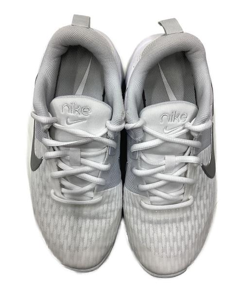 NIKE（ナイキ）NIKE (ナイキ) スニーカー ホワイト×グレー サイズ:23.5の古着・服飾アイテム