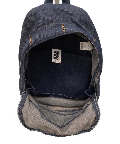 EASTPAK（イーストパック）EASTPAK (イーストパック) Jean Paul GAULTIER (ジャンポールゴルチェ) デニムリュック インディゴの古着・服飾アイテム