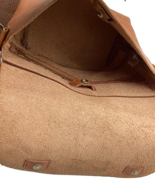 BUTLER VERNER SAILS（バトラーバーナーセイルズ）BUTLER VERNER SAILS (バトラーバーナーセイルズ) レザーショルダーバッグ ブラウンの古着・服飾アイテム