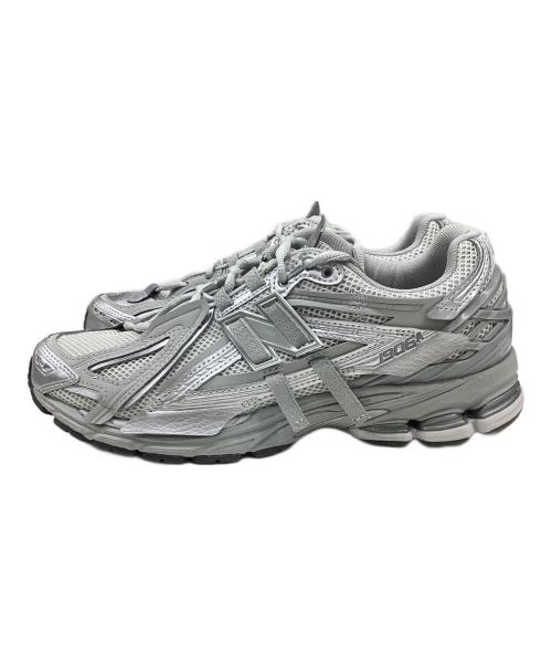 NEW BALANCE（ニューバランス）NEW BALANCE (ニューバランス) スニーカー グレー×シルバー サイズ:27の古着・服飾アイテム