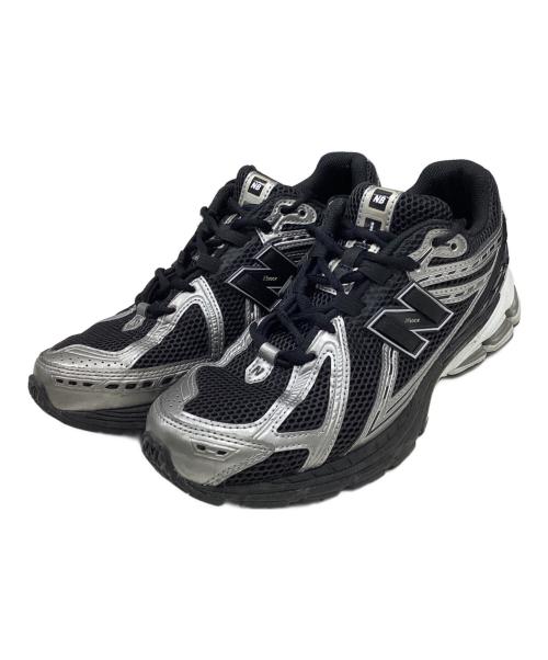 NEW BALANCE（ニューバランス）NEW BALANCE (ニューバランス) スニーカー ブラック×シルバー サイズ:27の古着・服飾アイテム