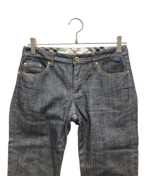 BURBERRY BLUE LABEL（バーバリー ブルー レーベル）BURBERRY BLUE LABEL (バーバリー ブルー レーベル) デニムパンツ インディゴ サイズ:25の古着・服飾アイテム