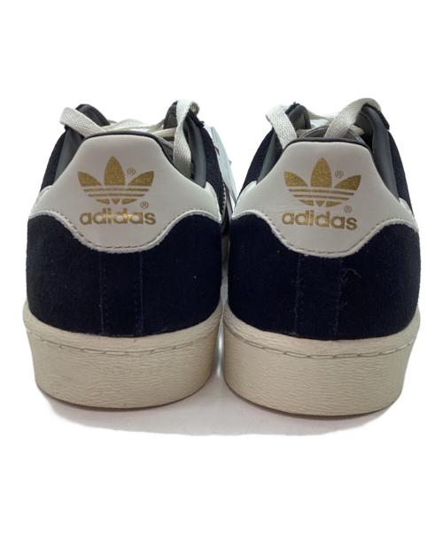 adidas（アディダス）adidas (アディダス) スニーカー ブラック サイズ:30 未使用品の古着・服飾アイテム