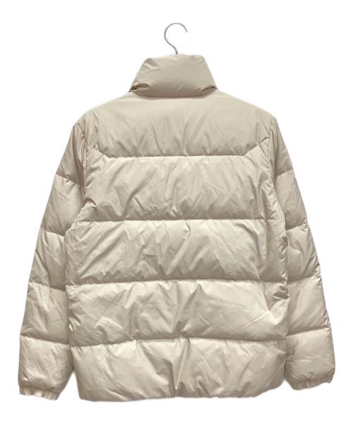 adidas（アディダス）adidas (アディダス) ダウンジャケット ベージュ サイズ:M 未使用品の古着・服飾アイテム