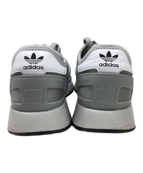 adidas（アディダス）adidas (アディダス) スニーカー サイズ:26.5の古着・服飾アイテム