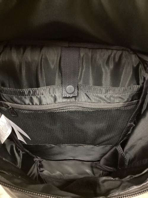 adidas（アディダス）adidas (アディダス) バックパック ブラックの古着・服飾アイテム