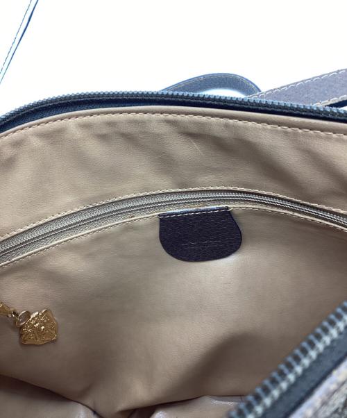 GUCCI（グッチ）GUCCI (グッチ) ショルダーバッグ ベージュの古着・服飾アイテム