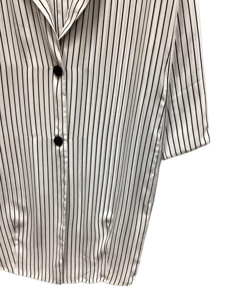 MURUA（ムルーア）MURUA (ムルーア) ロングシャツ ホワイト×ブラック サイズ:F 未使用品の古着・服飾アイテム
