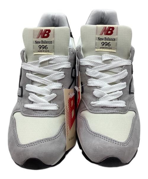 NEW BALANCE（ニューバランス）NEW BALANCE (ニューバランス) スニーカー グレー×ホワイト サイズ:27.5 未使用品の古着・服飾アイテム