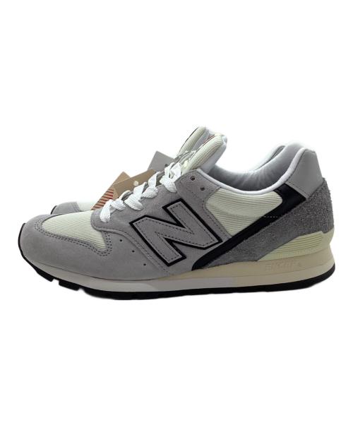 NEW BALANCE（ニューバランス）NEW BALANCE (ニューバランス) スニーカー グレー×ホワイト サイズ:27.5 未使用品の古着・服飾アイテム