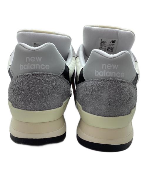 NEW BALANCE（ニューバランス）NEW BALANCE (ニューバランス) スニーカー グレー×ホワイト サイズ:27.5 未使用品の古着・服飾アイテム