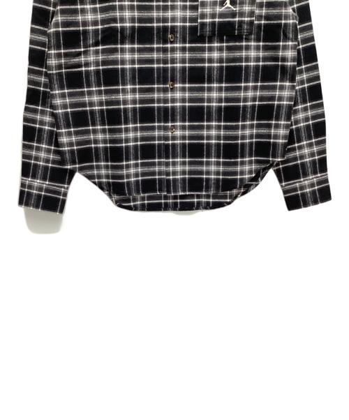 NIKE（ナイキ）NIKE (ナイキ) 長袖シャツ グレー サイズ:S 未使用品の古着・服飾アイテム
