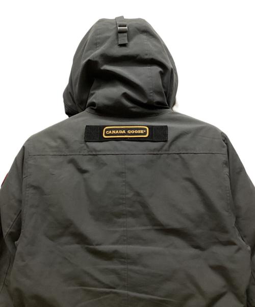 CANADA GOOSE（カナダグース）CANADA GOOSE (カナダグース) ジャケット グレー サイズ:Mの古着・服飾アイテム