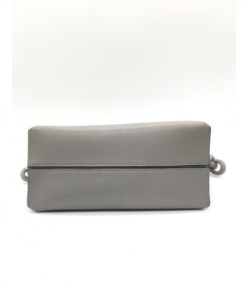 LOEWE（ロエベ）LOEWE (ロエベ) ショルダーバッグ グレー FLAMENCO KNOT SMALL 10084531  無地 レザー -の古着・服飾アイテム