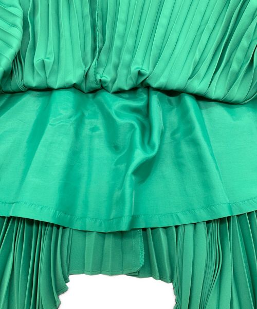 HYKE（ハイク）HYKE (ハイク) SQUARE PLEATED SKIRT グリーン サイズ:1の古着・服飾アイテム