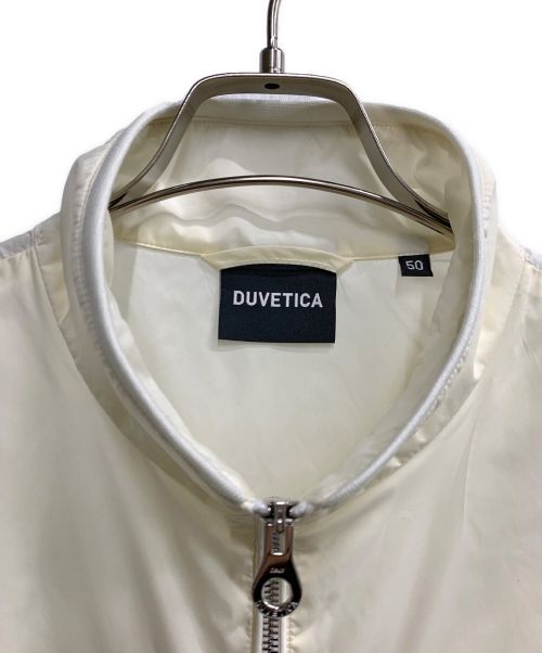 DUVETICA（デュベティカ）DUVETICA (デュベティカ) brusson ナイロンショートパーカー アイボリー サイズ:50の古着・服飾アイテム