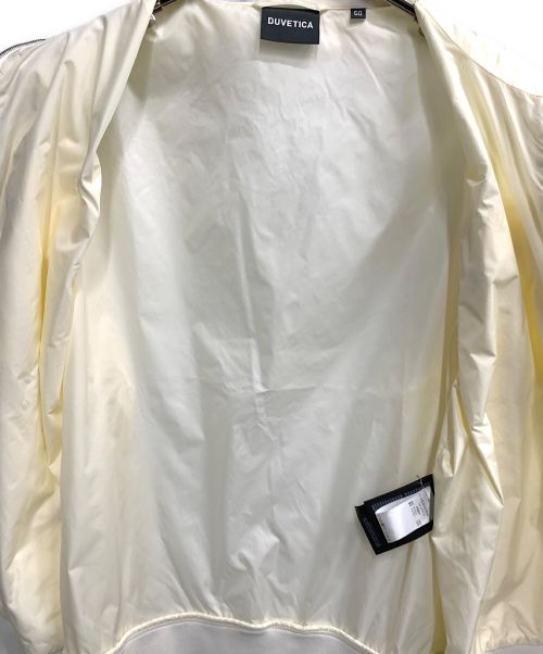 DUVETICA（デュベティカ）DUVETICA (デュベティカ) brusson ナイロンショートパーカー アイボリー サイズ:50の古着・服飾アイテム