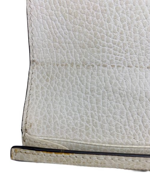 GUCCI（グッチ）GUCCI (グッチ) 2つ折り財布 GG ベージュ×ホワイト ベージュの古着・服飾アイテム