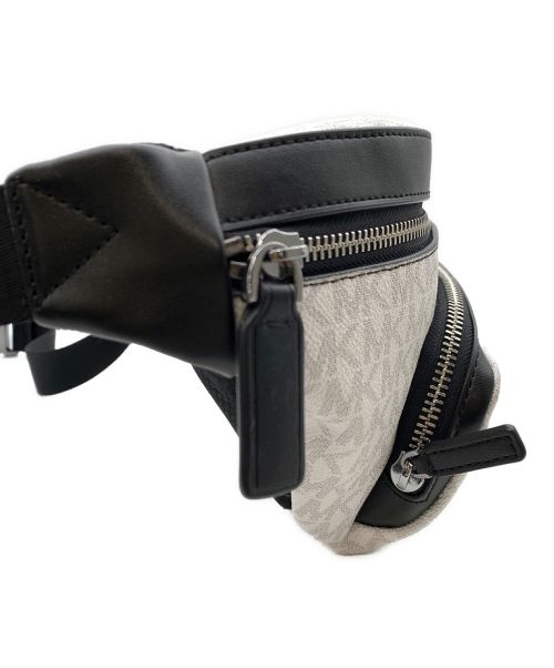 MICHAEL KORS（マイケル・コース）MICHAEL KORS (マイケルコース) ウエストバッグ ホワイトの古着・服飾アイテム