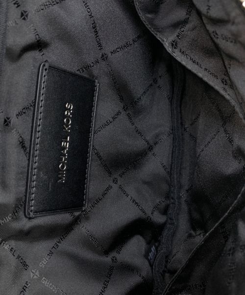 MICHAEL KORS（マイケル・コース）MICHAEL KORS (マイケルコース) ウエストバッグ ホワイトの古着・服飾アイテム