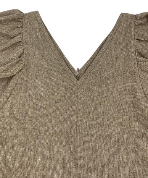 willfully（ウィルフリー）willfully (ウィルフリー) ツイードパフマーメイドワンピース ベージュ サイズ:FREE 未使用品の古着・服飾アイテム