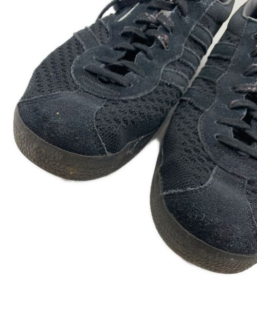 adidas（アディダス）adidas (アディダス) NEIGHBORHOOD (ネイバーフッド) ローカットスニーカー GAZELLE ブラック サイズ:JP 280の古着・服飾アイテム