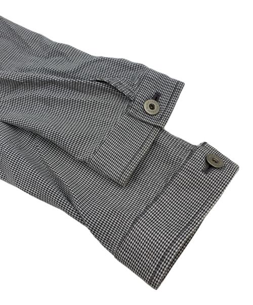 BURBERRY BLACK LABEL（バーバリーブラックレーベル）BURBERRY BLACK LABEL (バーバリーブラックレーベル) シャツジャケット ブラック×ホワイト サイズ:Mの古着・服飾アイテム