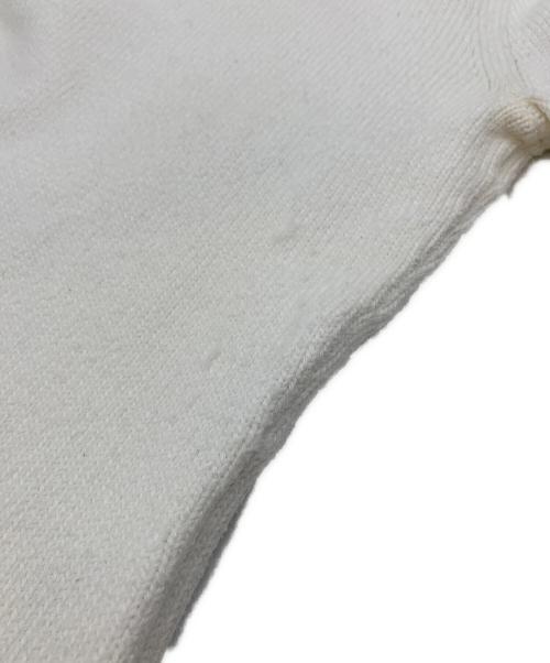 FOXEY NEWYORK（フォクシーニューヨーク）FOXEY NEWYORK (フォクシーニューヨーク) タートルネックニット ホワイト サイズ:38の古着・服飾アイテム