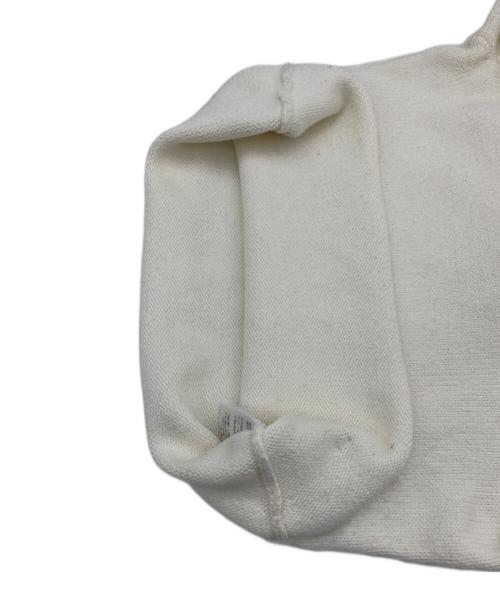 FOXEY NEWYORK（フォクシーニューヨーク）FOXEY NEWYORK (フォクシーニューヨーク) タートルネックニット ホワイト サイズ:38の古着・服飾アイテム