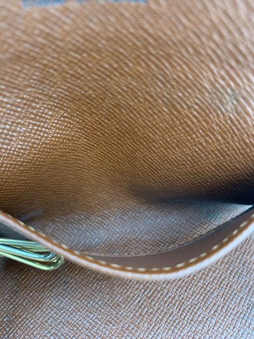 LOUIS VUITTON（ルイ ヴィトン）LOUIS VUITTON (ルイ ヴィトン) ミュルティクレ4 ブラウンの古着・服飾アイテム