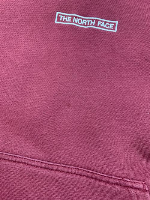 THE NORTH FACE（ザ ノース フェイス）THE NORTH FACE (ザ ノース フェイス) プルオーバーパーカー エンジ サイズ:Mの古着・服飾アイテム