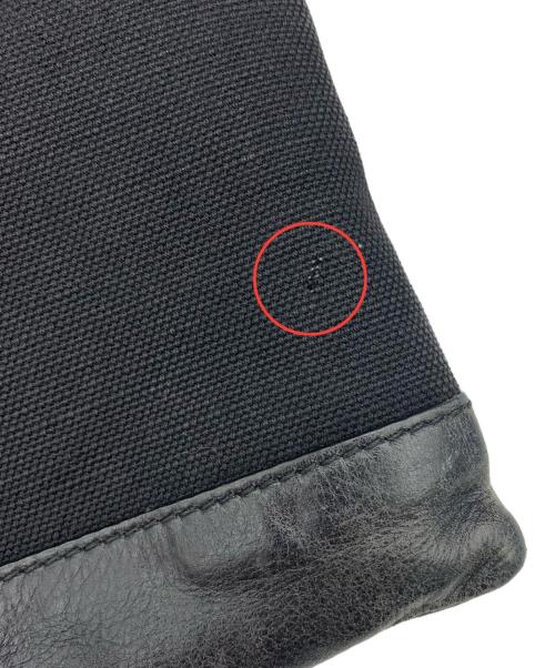 BALENCIAGA（バレンシアガ）BALENCIAGA (バレンシアガ) クラッチバッグ ブラックの古着・服飾アイテム