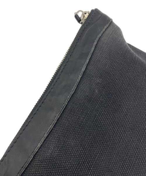 BALENCIAGA（バレンシアガ）BALENCIAGA (バレンシアガ) クラッチバッグ ブラックの古着・服飾アイテム