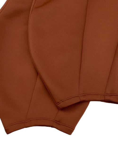 UN3D.（アンスリード）UN3D. (アンスリード) ボリュームスリーブカットソー ブラウン サイズ:36の古着・服飾アイテム