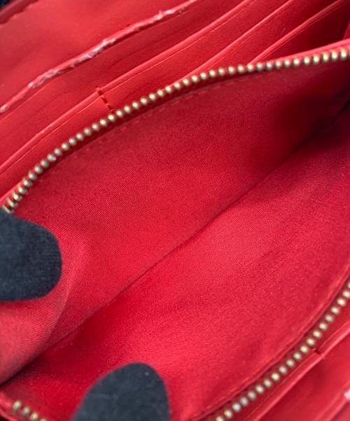 Christian Louboutin（クリスチャン・ルブタン）Christian Louboutin (クリスチャン・ルブタン) ラウンドファスナー長財布 ホワイト×ブラックの古着・服飾アイテム