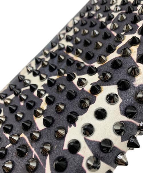 Christian Louboutin（クリスチャン・ルブタン）Christian Louboutin (クリスチャン・ルブタン) ラウンドファスナー長財布 ホワイト×ブラックの古着・服飾アイテム