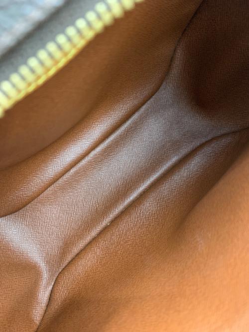 LOUIS VUITTON（ルイ ヴィトン）LOUIS VUITTON (ルイ ヴィトン) ブロワ ブラウンの古着・服飾アイテム