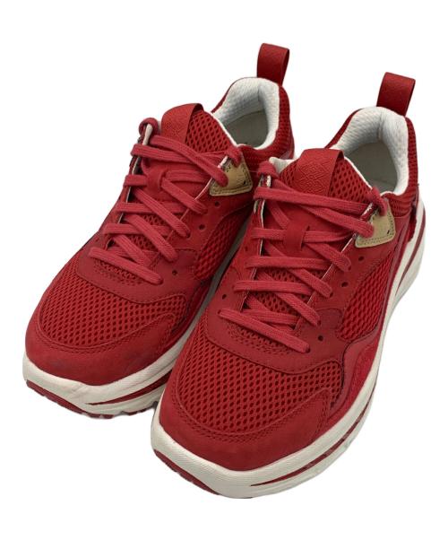 UGG（アグ）UGG (アグ) CA805 Mesh レッド サイズ:JAPAN 24.5の古着・服飾アイテム