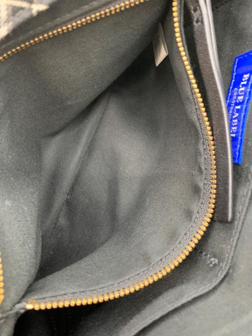 BLUE LABEL CRESTBRIDGE（ブルーレーベルクレストブリッジ）BLUE LABEL CRESTBRIDGE (ブルーレーベルクレストブリッジ) ショルダーバッグ ブラックの古着・服飾アイテム