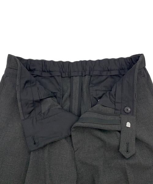 BEAUTY&YOUTH（ビューティーアンドユース）BEAUTY&YOUTH (ビューティーアンドユース) 1プリーツ イージー スラックス ‐ストレッチ‐ グレー サイズ:Lの古着・服飾アイテム